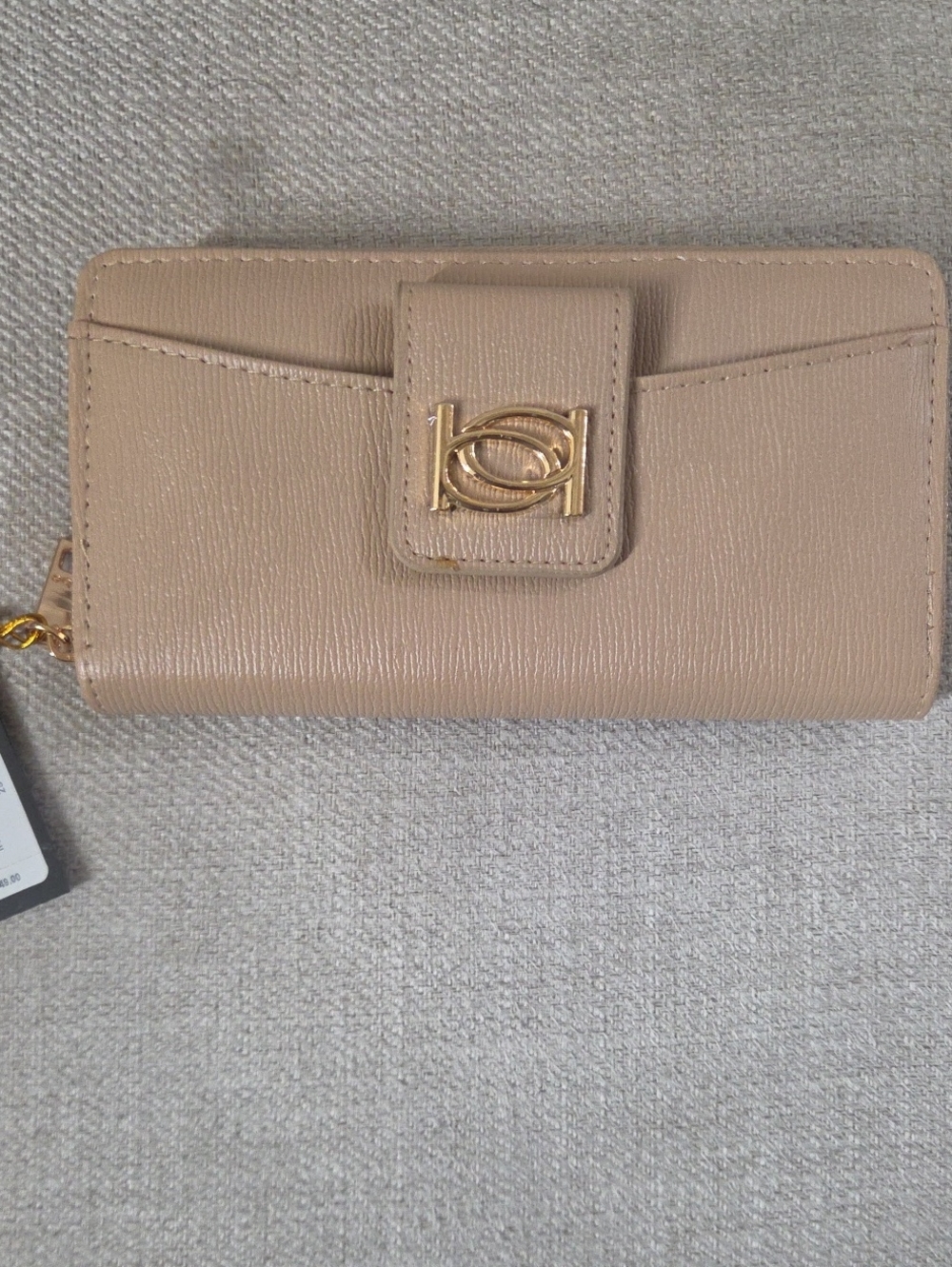 NWT Beige Snap Wallet with Gold Hardware